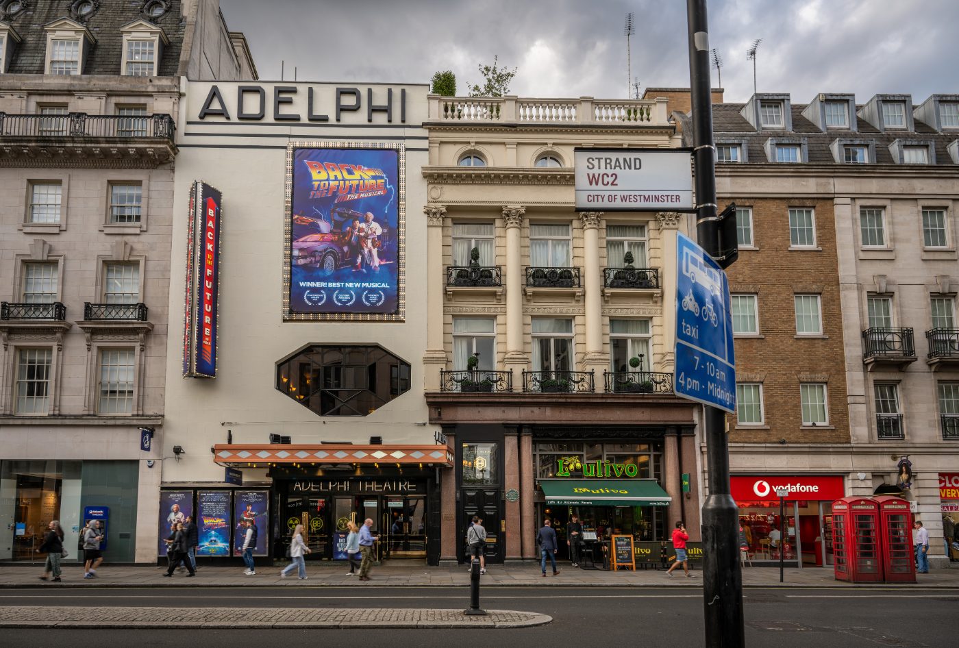 Adelphi Theatre på The Strand i det sentrale London, der musikalen Back to the Future settes opp.