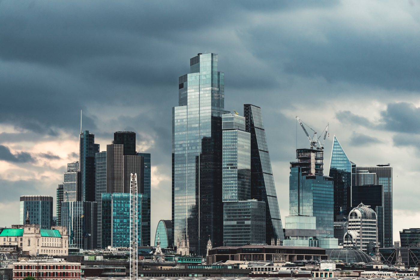 22 Bishopsgate og Horizon 22 i Londons skyline ved Themsen.